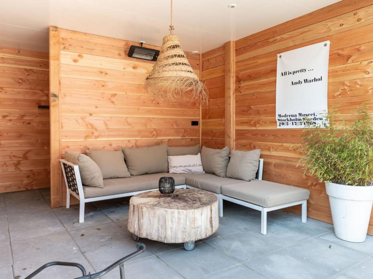 Cosy Holiday Home In Oostkapelle With A Garden Екстер'єр фото